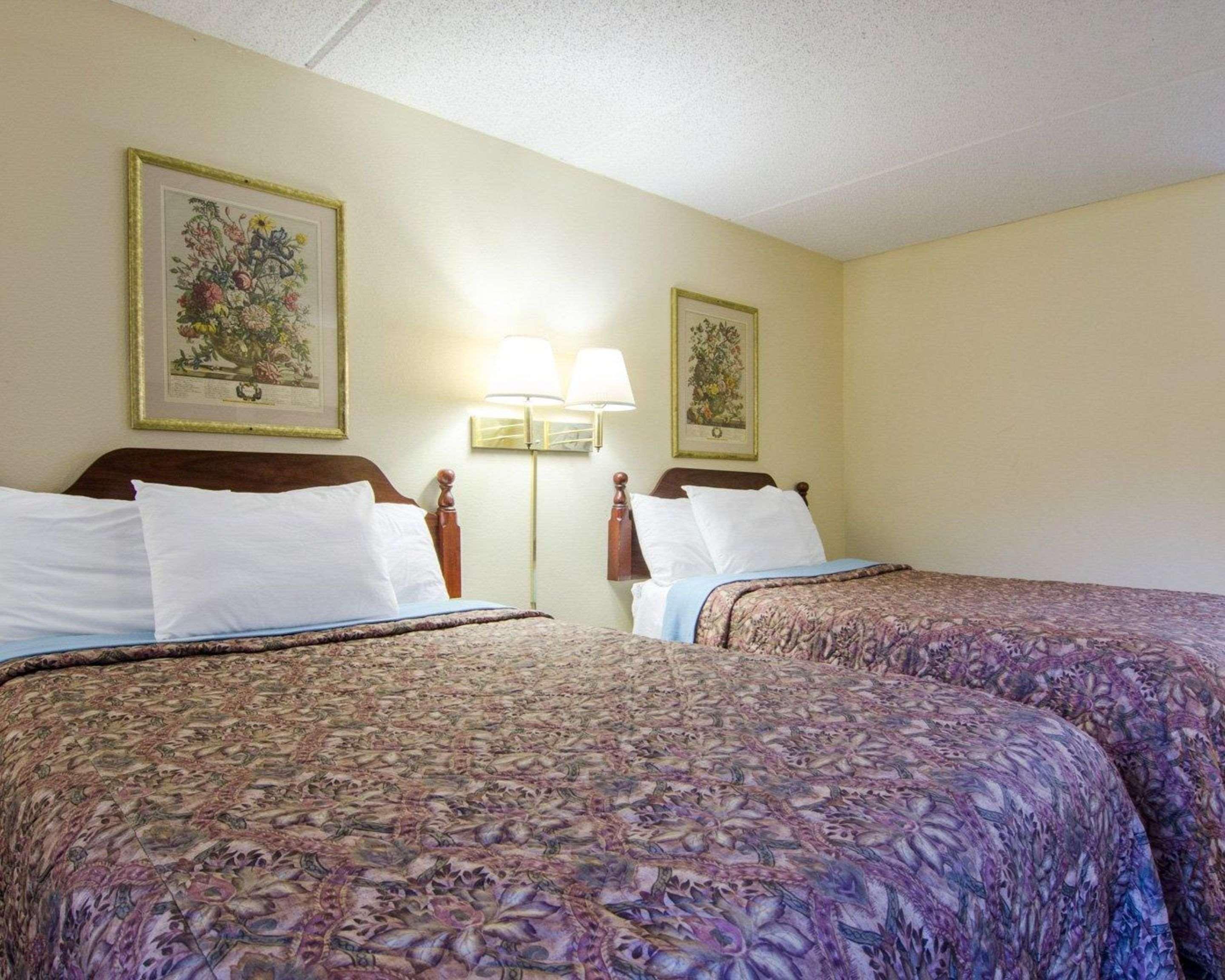 Rodeway Inn Norcross Exterior foto